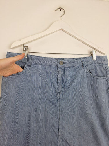 Second-Hand - Sportscraft Preppy A Line Striped Blue Midi Skirt Size 14 - SwapUp
