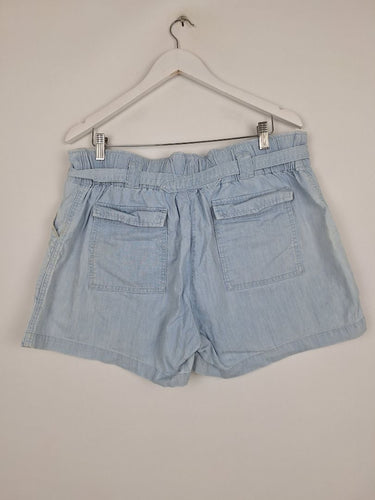 Second-Hand - Country Road Everyday Light Denim Shorts Size 16 - SwapUp