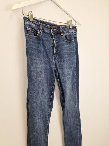 Second-Hand - Witchery Classic Dark Wash Skinny Jeans Size 8 - SwapUp