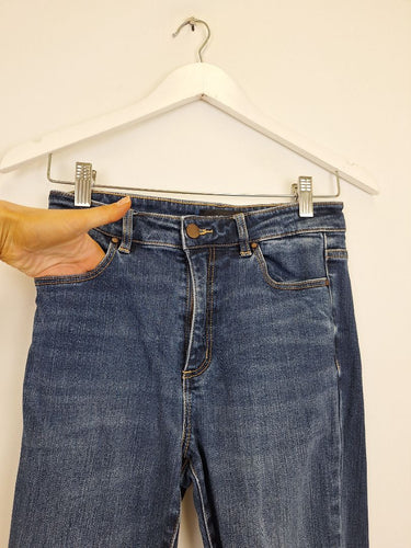 Second-Hand - Witchery Classic Dark Wash Skinny Jeans Size 8 - SwapUp