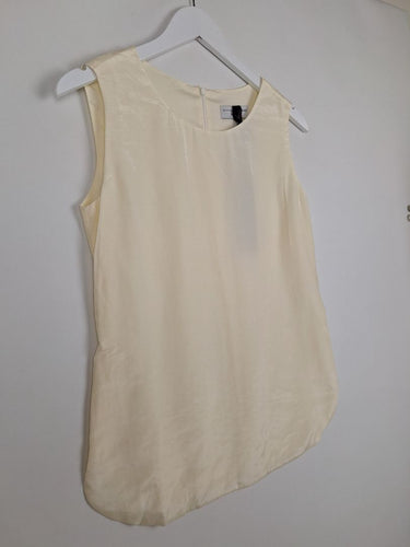 Second-Hand - Citizen's Mark Sleek Cream Everyday Sleeveless Top Size XS - SwapUp