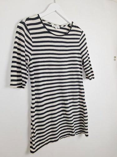 Second-Hand - Witchery Classic Striped Comfy Top Size S - SwapUp