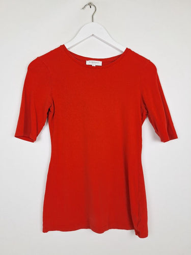 Second-Hand - Witchery Essential Crimson Slim Fit Top Size XS - SwapUp