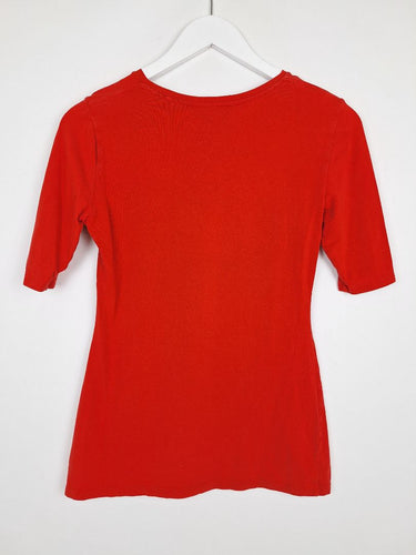 Second-Hand - Witchery Essential Crimson Slim Fit Top Size XS - SwapUp