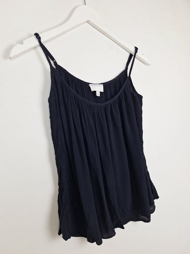 Second-Hand - Witchery Navy Crinkle Singlet Top Size 6 - SwapUp