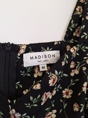 Second-Hand - Madison The Label Sweet Floral Cami Blouse Size M - SwapUp