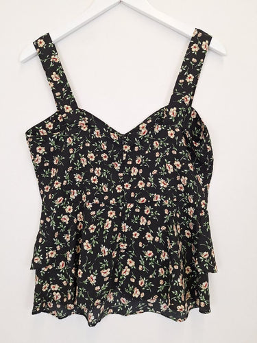 Second-Hand - Madison The Label Sweet Floral Cami Blouse Size M - SwapUp