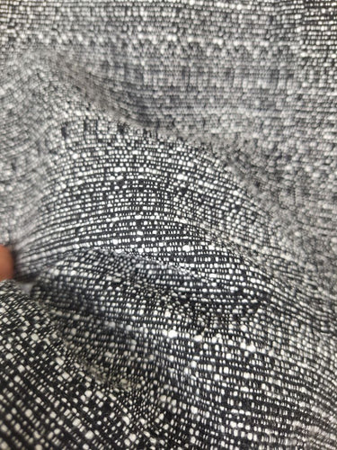Second-Hand - Review Tweed Ruffle Edge Mini Skirt Size 8 - SwapUp