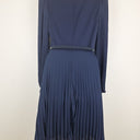 Second-Hand - Review Classic Lace Bodice Pleated Dress Size 8 - SwapUp