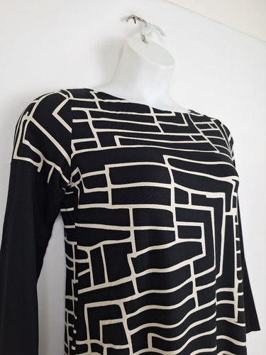 Second-Hand - Megan Salmon Boat Neck Maze Pattern Midi Dress Size 10 - SwapUp