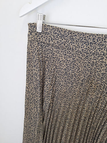 Second-Hand - Events Neutral Foliage Mini Pleat Skirt Size 12 - SwapUp