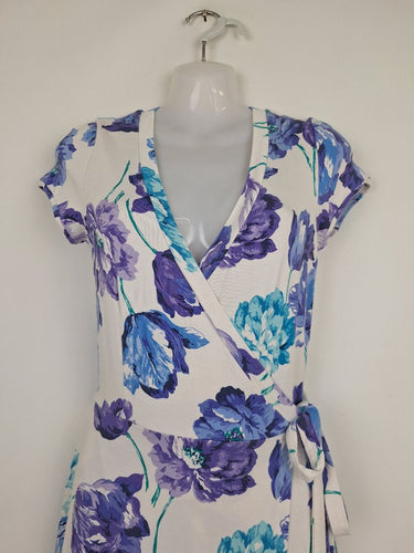 Second-Hand - Review Stretch Floral Wrap Midi Dress Size 8 - SwapUp