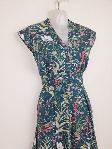 Second-Hand - Karma East Vintage Inspired Alice Midi Dress Size S - SwapUp