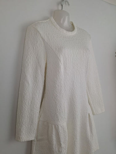 Second-Hand - Cue Snow Fitted & Flared Mini Dress Size 12 - SwapUp