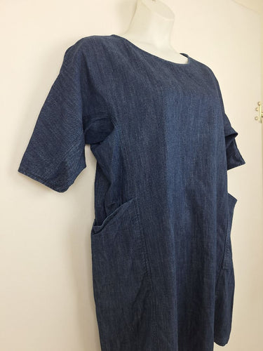 Second-Hand - Gorman Indigo Light Denim Plunge Pocket Dress Size 12 - SwapUp