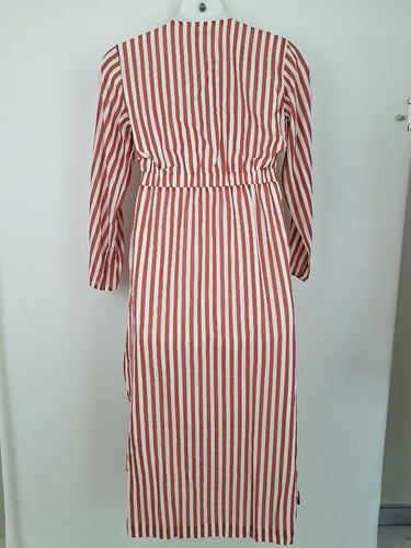 Second-Hand - Country Road Russet Stripe V Neck Midi Dress Size 8 - SwapUp