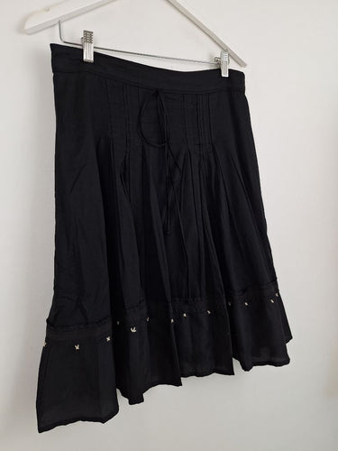 Second-Hand - Sita Murt Whimsical Embroidered Ruffle Midi Skirt Size 12 - SwapUp