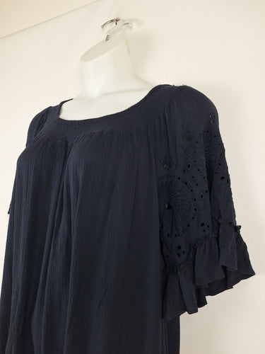 Second-Hand - Virtuelle Broderie Sleeve Off Shoulder Dress Size 18 - SwapUp