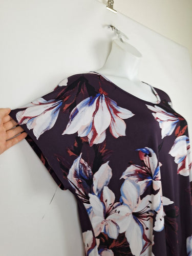 Second-Hand - Taking Shape Plum Lily Handkerchief Hem Dress Size XXXL - SwapUp