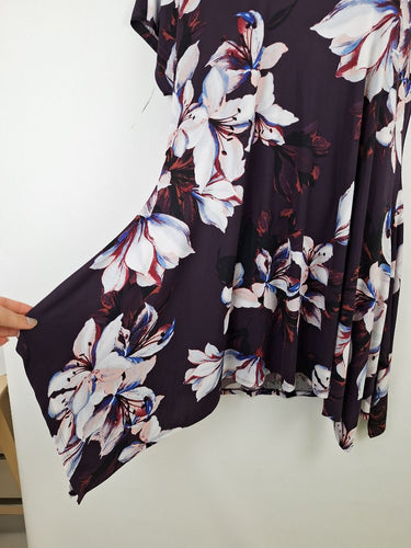 Second-Hand - Taking Shape Plum Lily Handkerchief Hem Dress Size XXXL - SwapUp