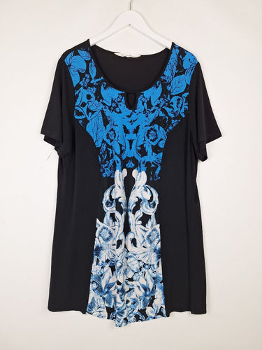 Second-Hand - Virtuelle Keyhole Cut Out Blue Flower Top Size XL - SwapUp