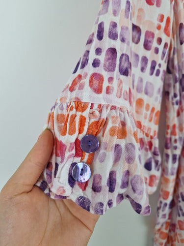 Second-Hand - Taking Shape Lavender Apricot Abstract Top Size 16 - SwapUp