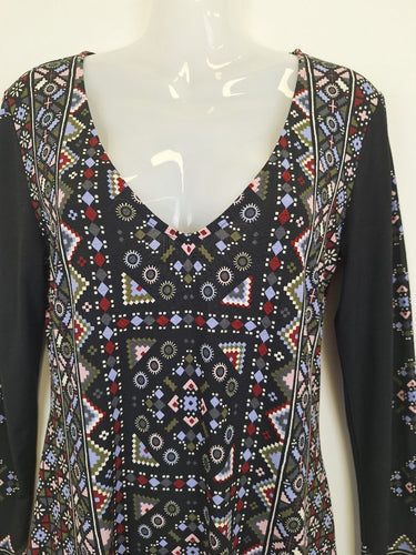 Second-Hand - Tigerlily Geometric Motif Plunge Dress Size XS - SwapUp