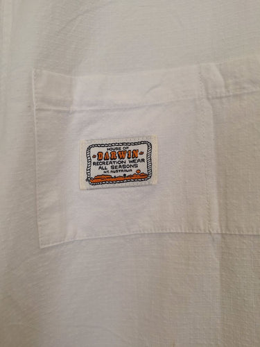 Second-Hand - House of Darwin Crisp White Outdoorsy Shirt Size M - SwapUp
