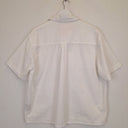 Second-Hand - House of Darwin Crisp White Outdoorsy Shirt Size M - SwapUp
