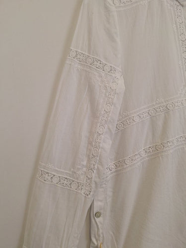 Second-Hand - Blue Illusion Semi Sheer Lace Patchwork Shirt Size XS - SwapUp