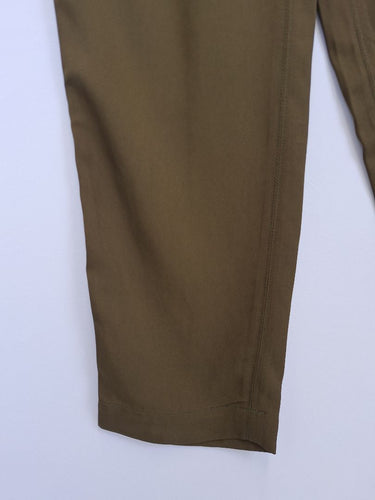 Second-Hand - Elk Olive Kiiltava Tapered Pants Pants Size 8 - SwapUp
