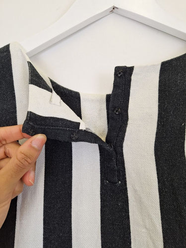Second-Hand - Lee Mathews Striped Side Split Linen Top Size 12 - SwapUp