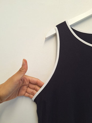 Second-Hand - Tani Soft White Edge Everyday Tank Top Size 10 - SwapUp