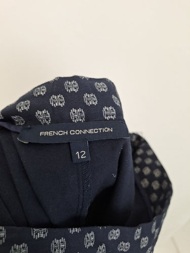 Second-Hand - French Connection Navy Classic Tapered Pants Size 12 - SwapUp