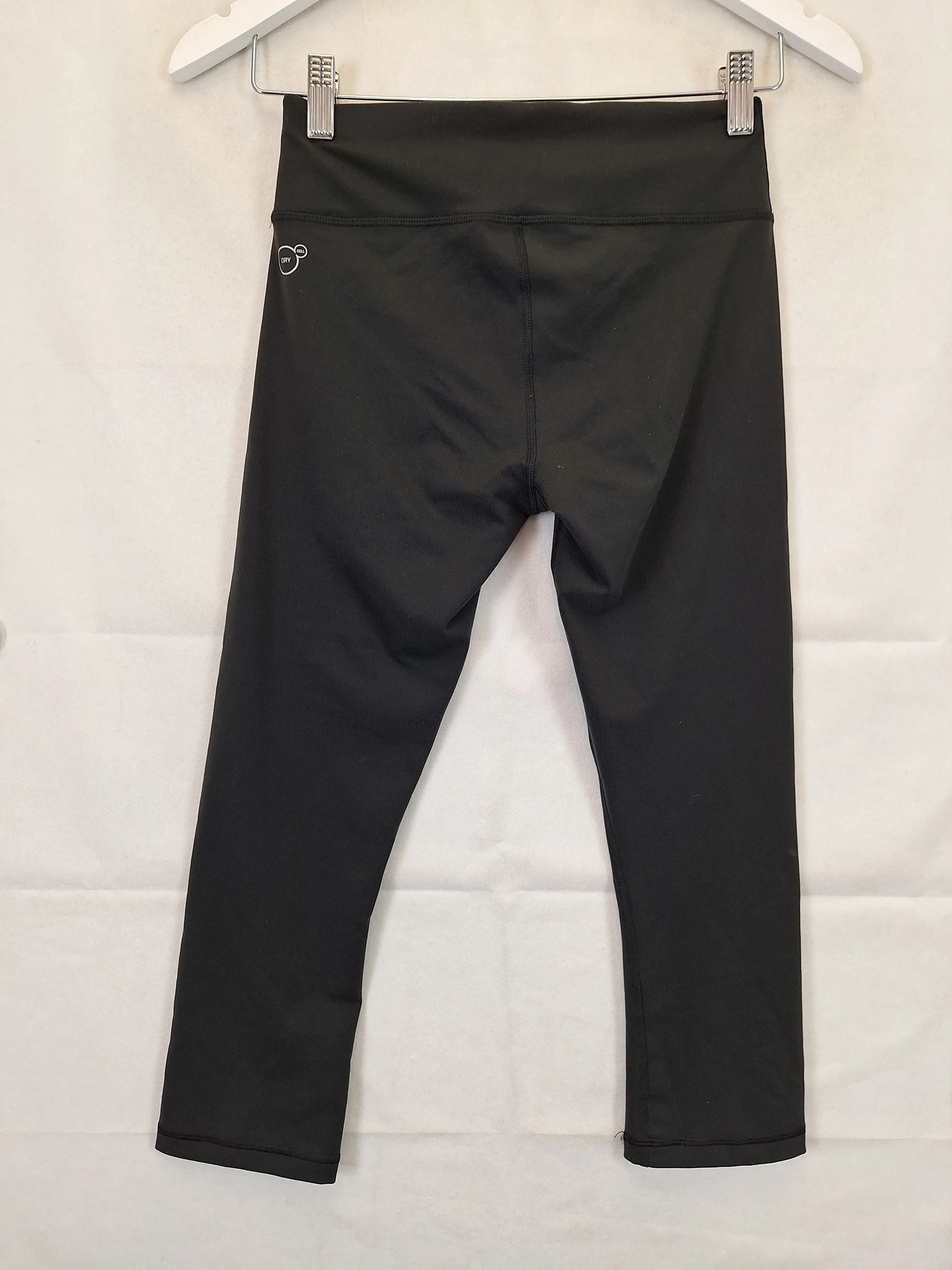Puma Essential Black 3/4 Active Leggings Size XS by SwapUp-Online Second Hand Store-Online Thrift Store