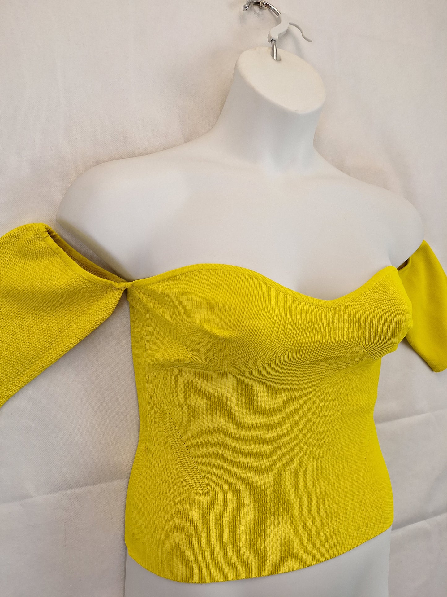 Cue Limoncello Off Shoulder Basic Top Size L by SwapUp-Online Second Hand Store-Online Thrift Store