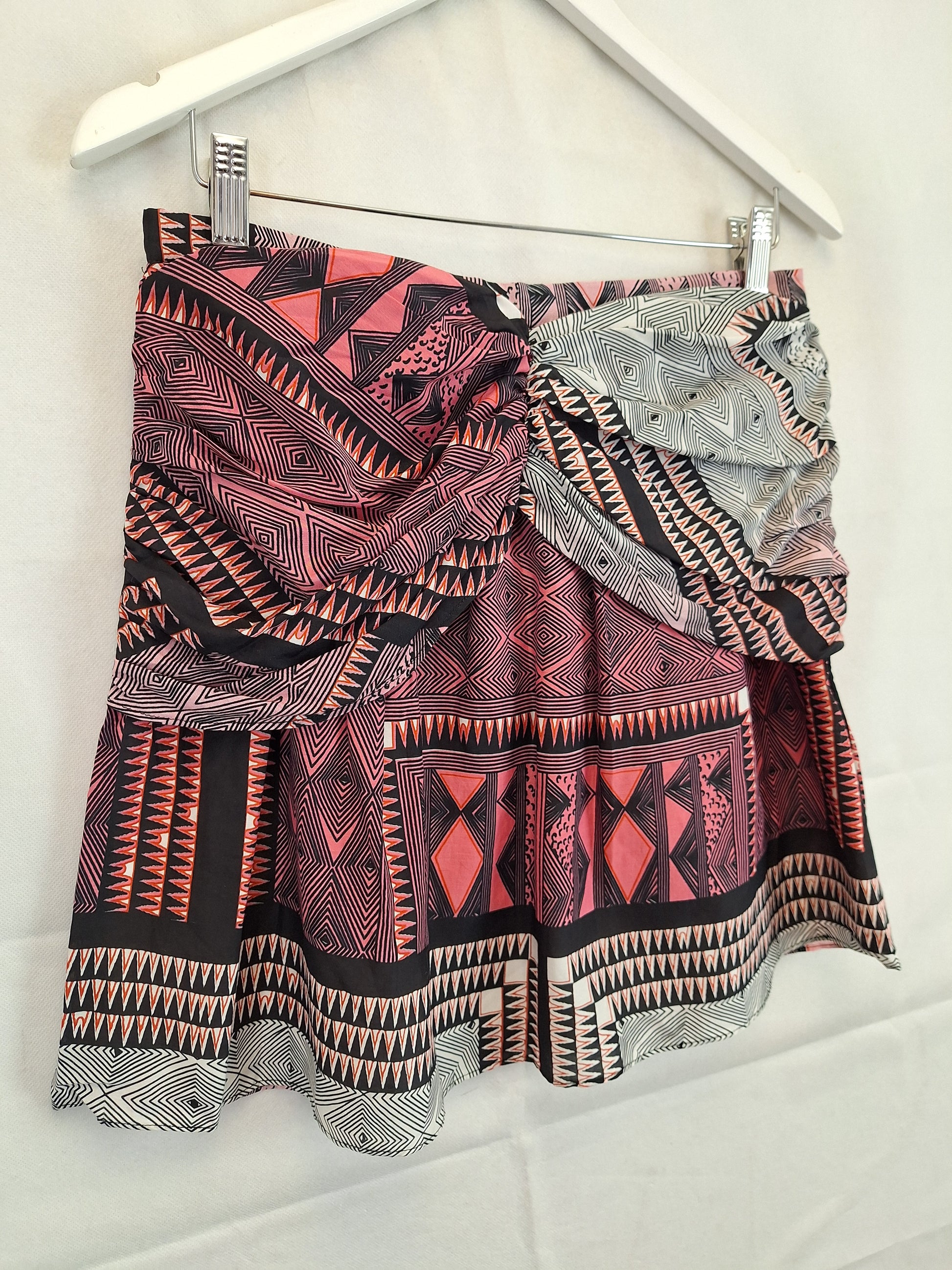 Oxford Stylish Twist Front Mini Skirt Size 12 by SwapUp-Online Second Hand Store-Online Thrift Store