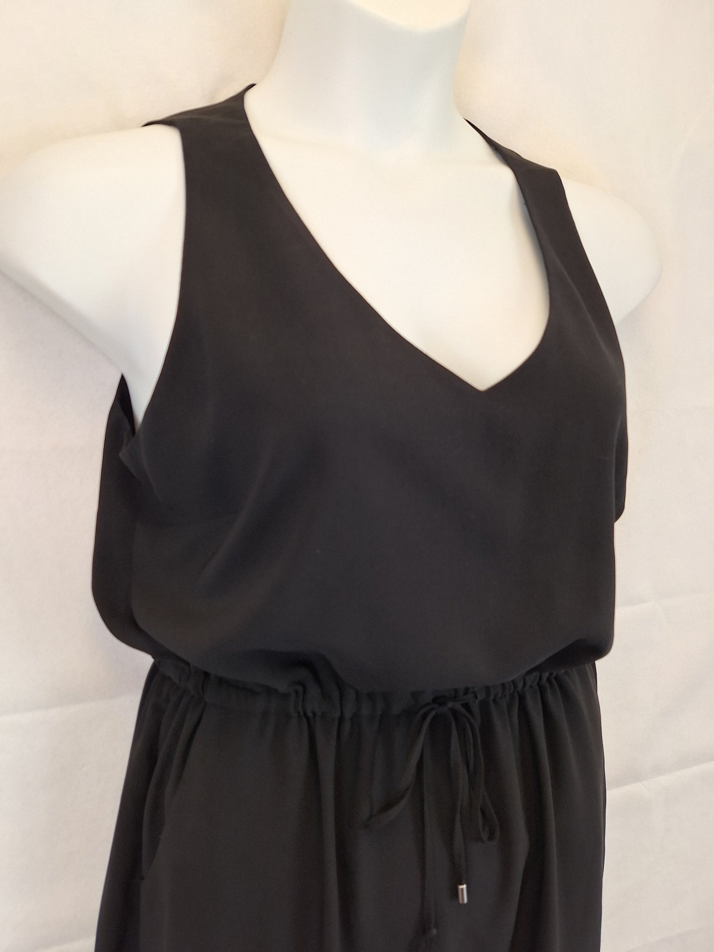 Decjuba Basic Elasticated Waist Mini Dress Size 12 by SwapUp-Online Second Hand Store-Online Thrift Store