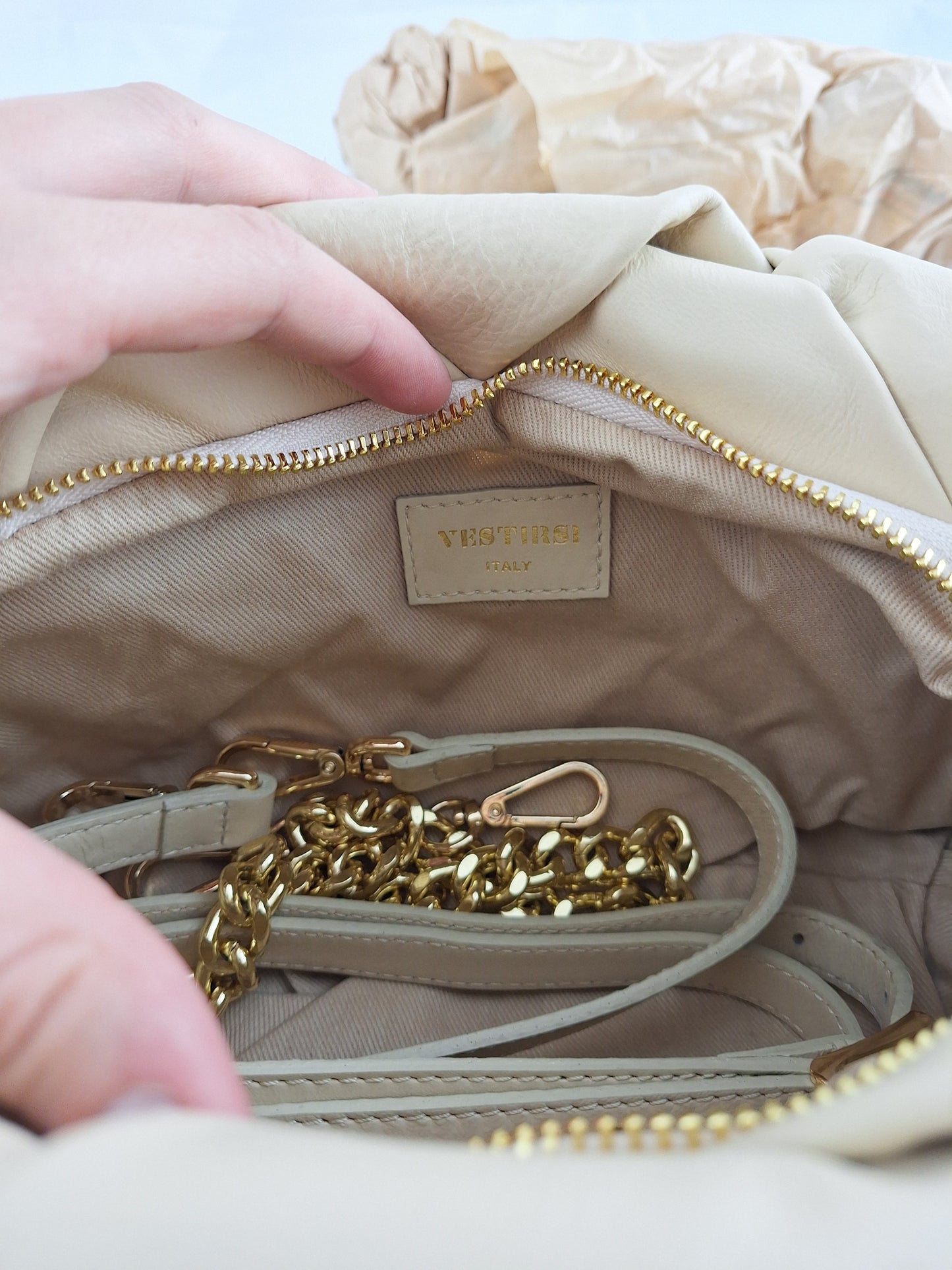 Vestirsi Beige Soft Woven Shoulder Bag by SwapUp-Online Second Hand Store-Online Thrift Store