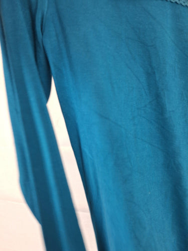 Review Dainty Teal Lace Top Size 8 by SwapUp-Online Second Hand Store-Online Thrift Store