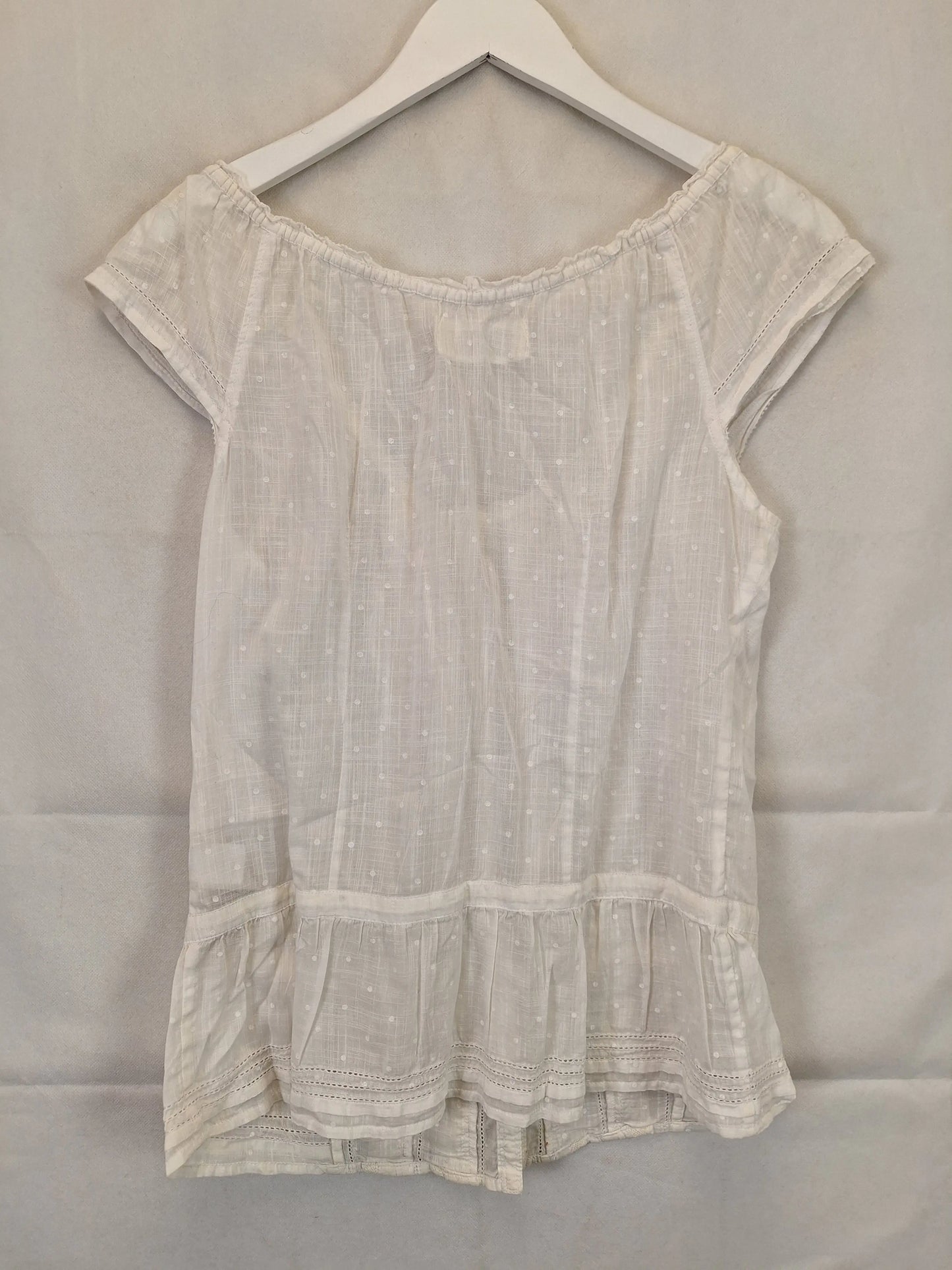 Abercrombie & Fitch Spotted Lace Trimmed  Top Size M by SwapUp-Online Second Hand Store-Online Thrift Store