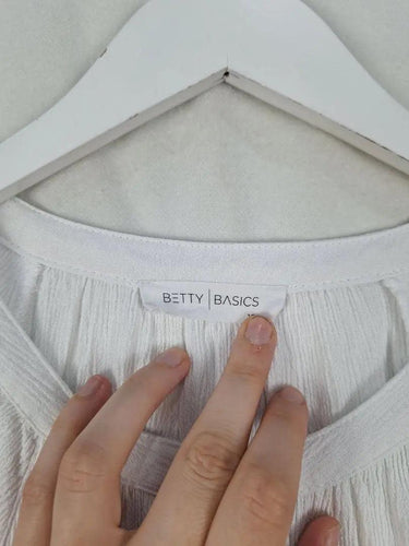 Betty Basics White Summer Cottage Blouse Size 10 by SwapUp-Online Second Hand Store-Online Thrift Store