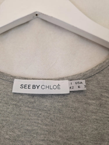 Chloé Essential V Neck T-shirt Size 10 by SwapUp-Online Second Hand Store-Online Thrift Store