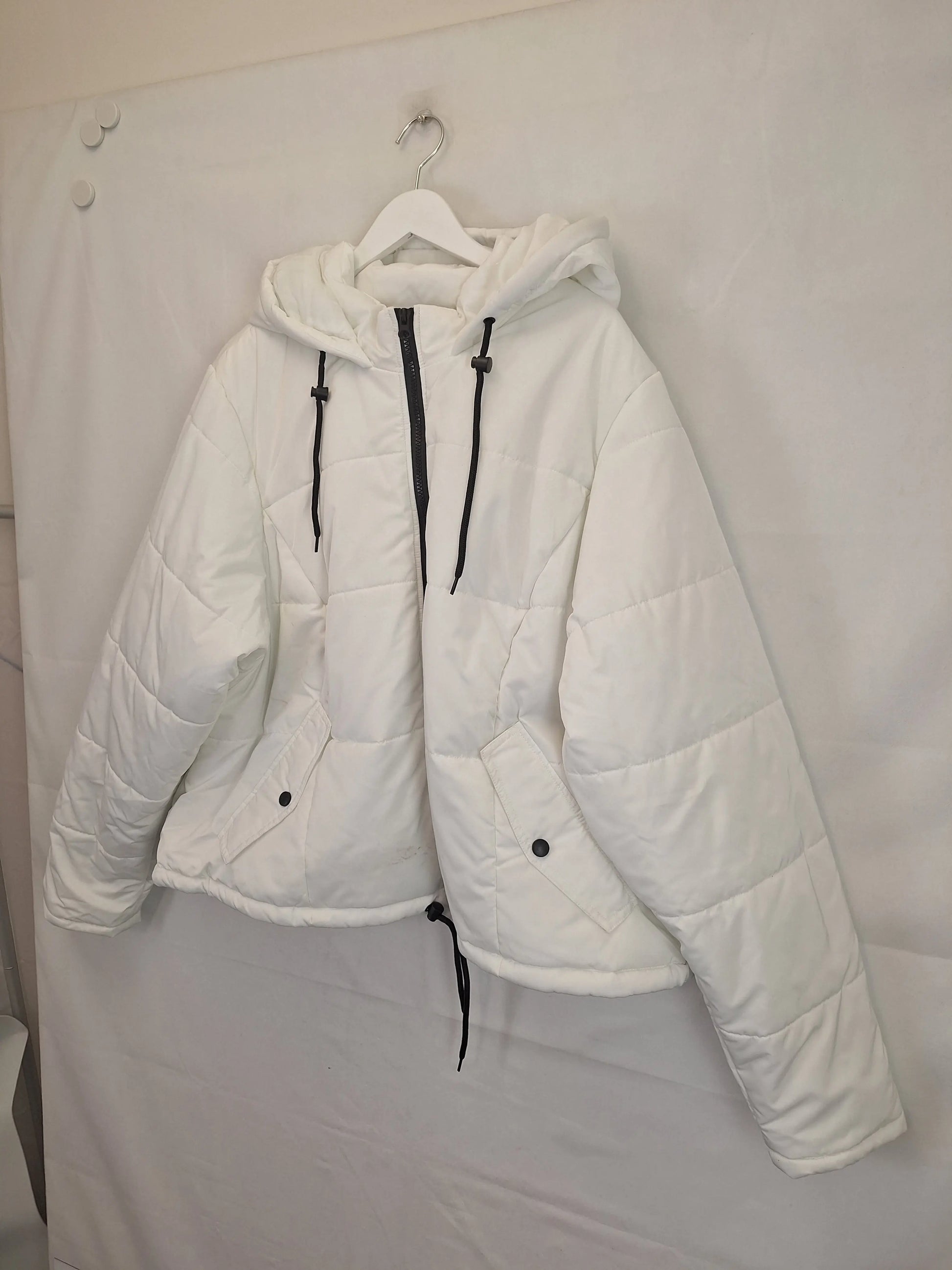 City Chic Icelandic Puffer Jacket Size 22 by SwapUp-Online Second Hand Store-Online Thrift Store