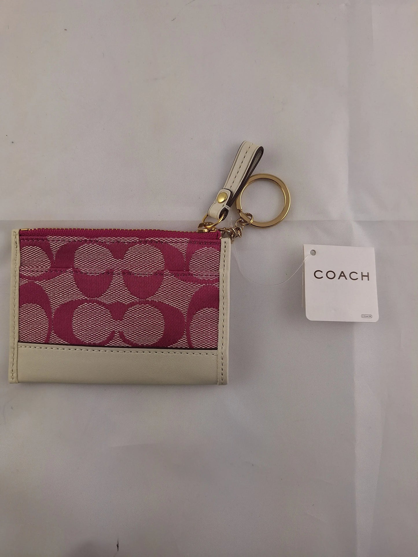 Coach Classic Monogram Fuchsia Wallet by SwapUp-Online Second Hand Store-Online Thrift Store