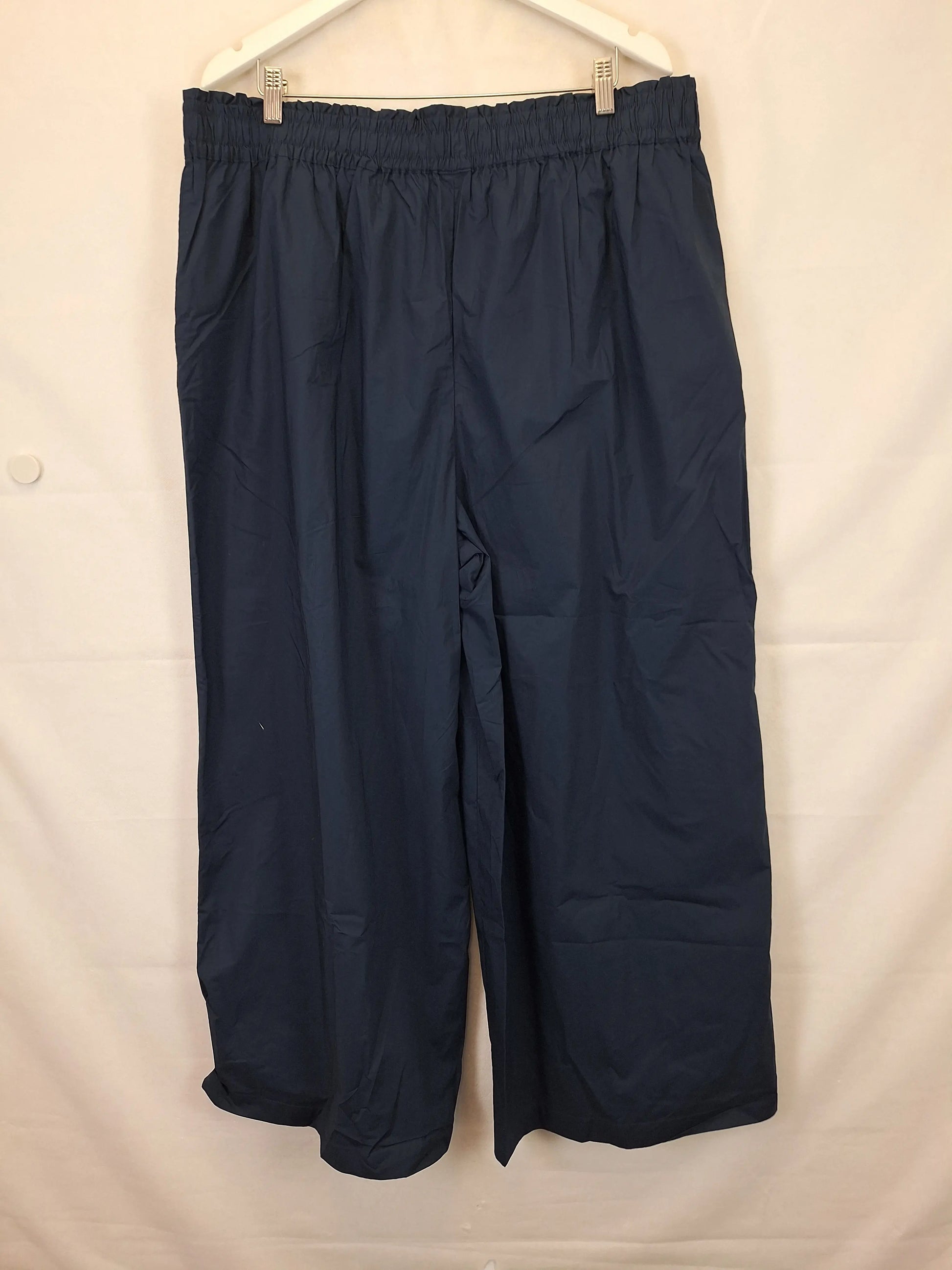 Commonry Relaxed Ruched Waist  Pants Size 18 by SwapUp-Online Second Hand Store-Online Thrift Store