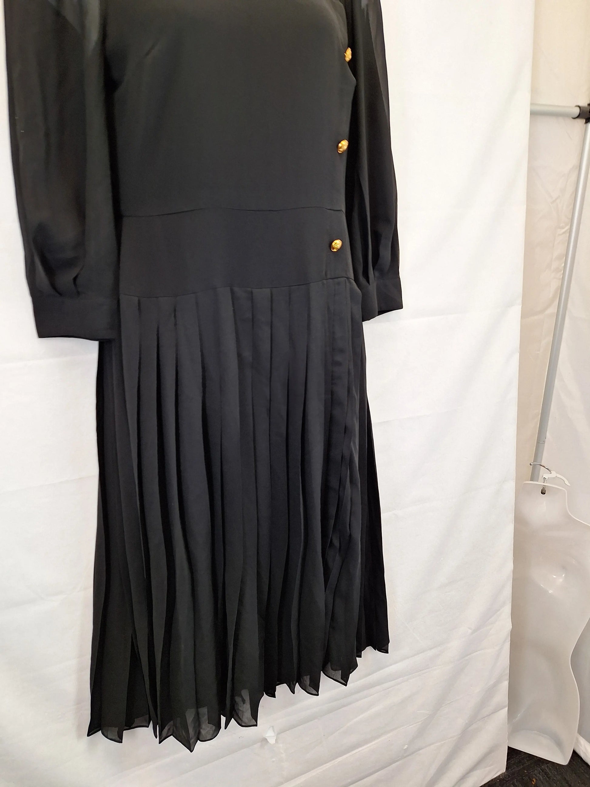 Cooper St Elegant Pleated Maxi Dress Size 14 by SwapUp-Online Second Hand Store-Online Thrift Store