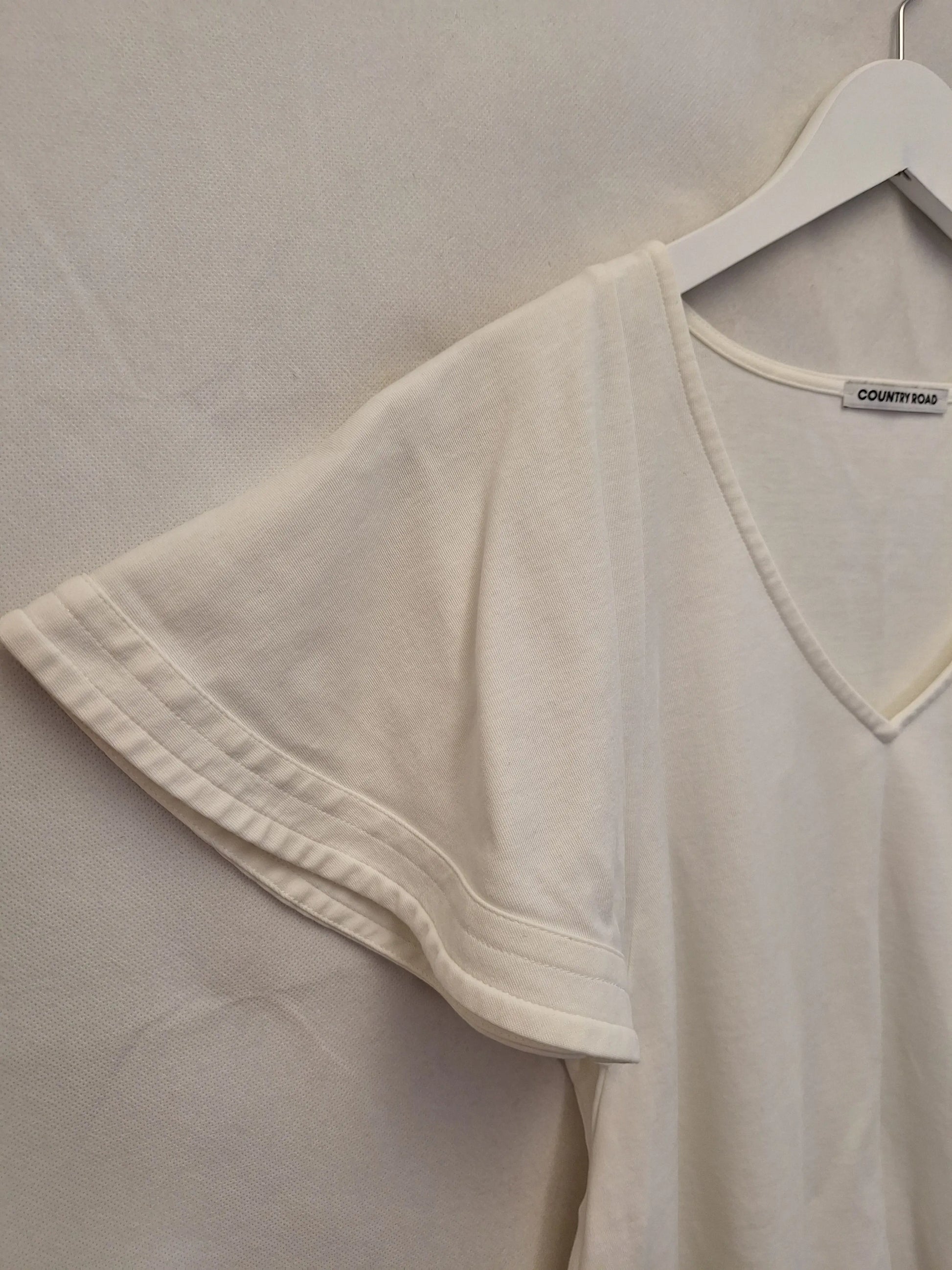 Country Road Chalk Bell Sleeve Casual  T-shirt Size XXS by SwapUp-Online Second Hand Store-Online Thrift Store
