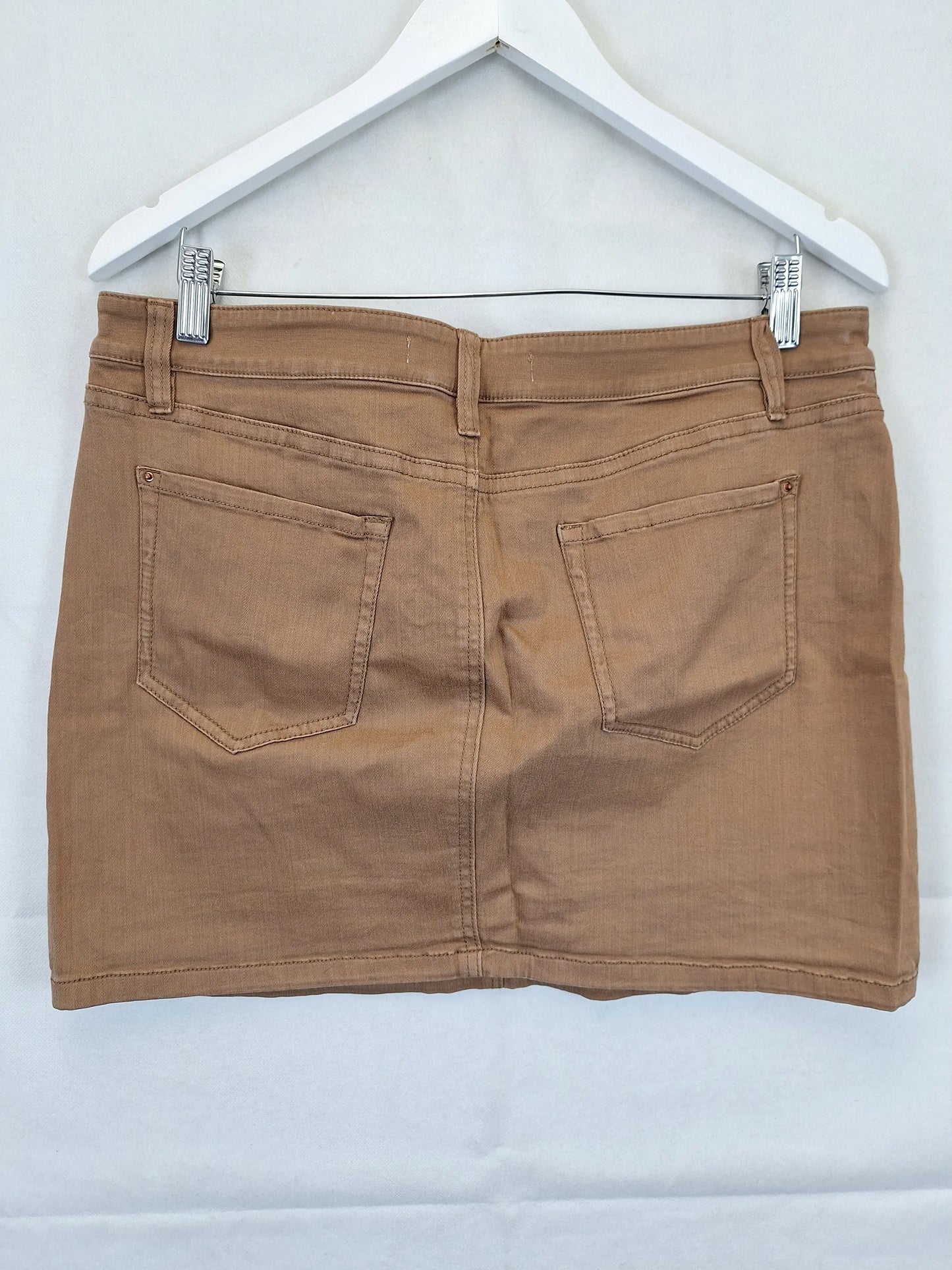 Country Road Essential Clay Mini Skirt Size 12 by SwapUp-Online Second Hand Store-Online Thrift Store