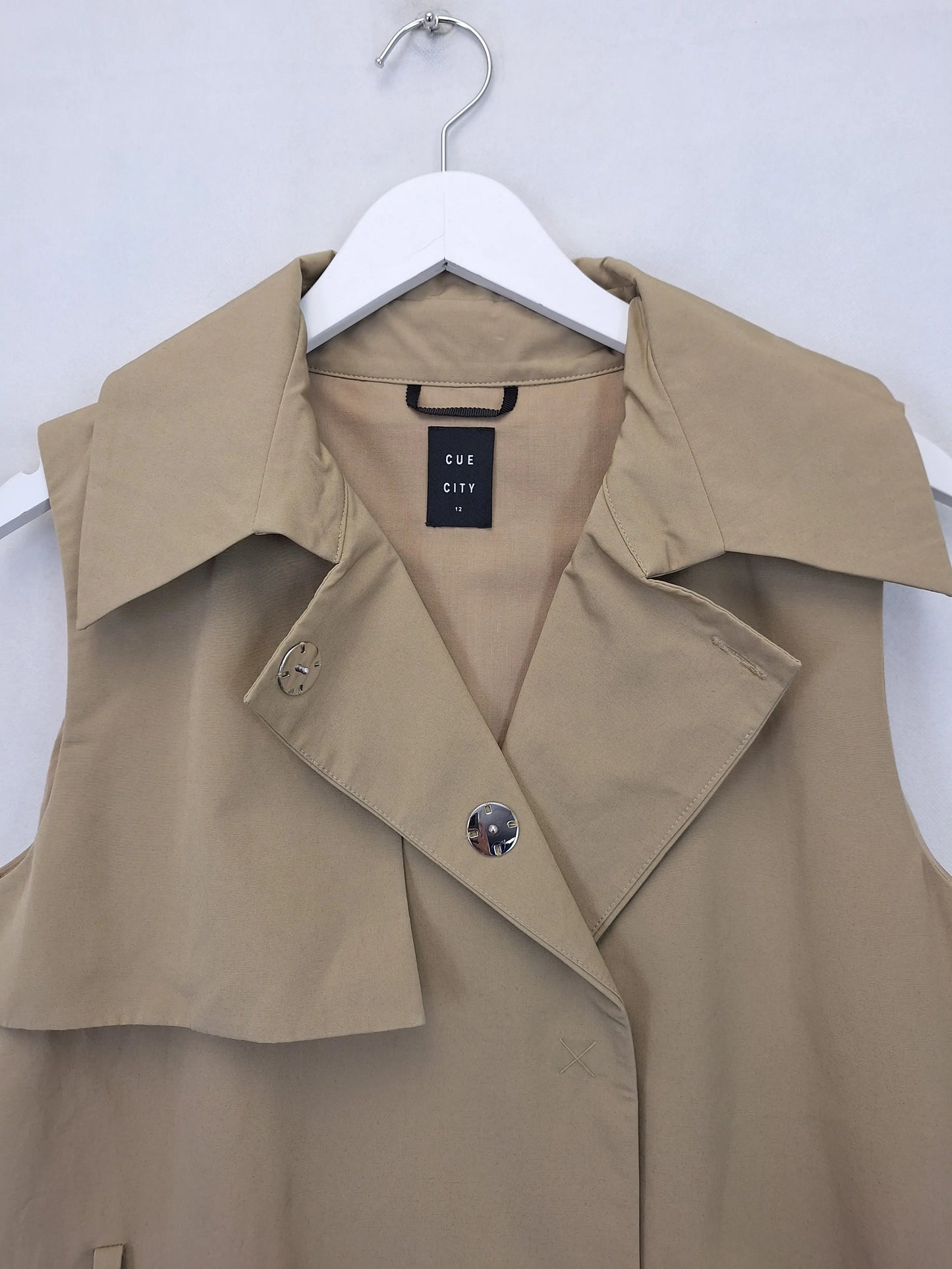 Cue City Tan Sleeveless Work Trench Coat Size 12 by SwapUp-Online Second Hand Store-Online Thrift Store